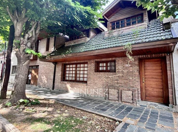 PH · 207m² · 5 Ambientes · 1 Cochera