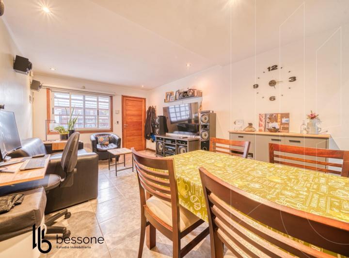 PH · 97m² · 4 Ambientes · 2 Cocheras