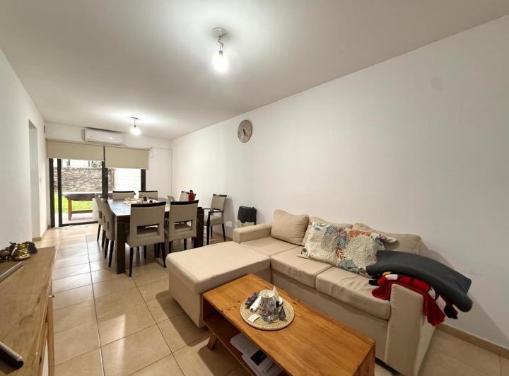 PH · 173m² · 4 Ambientes · 1 Cochera