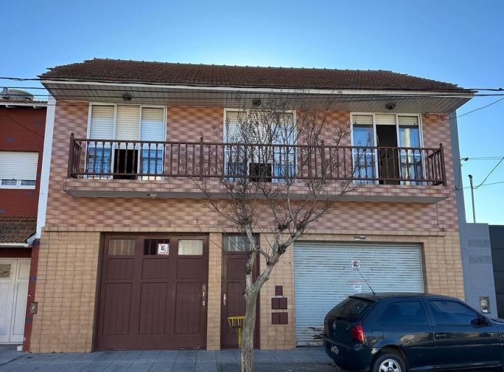 PH · 236m² · 7 Ambientes · 3 Cocheras