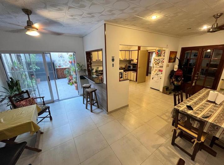 PH · 144m² · 4 Ambientes · 1 Cochera