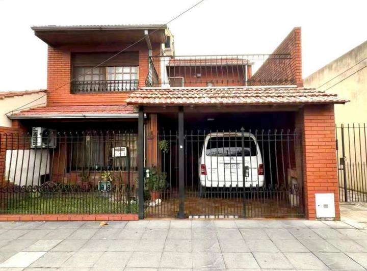 PH · 160m² · 4 Ambientes · 1 Cochera