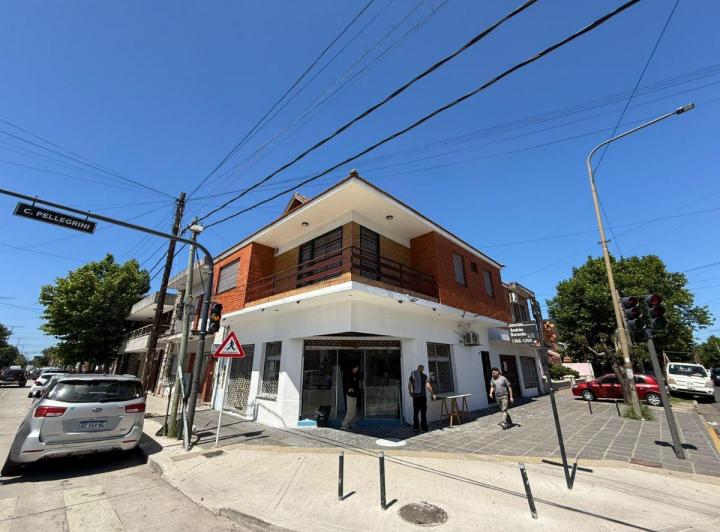 PH · 137m² · 4 Ambientes · 1 Cochera