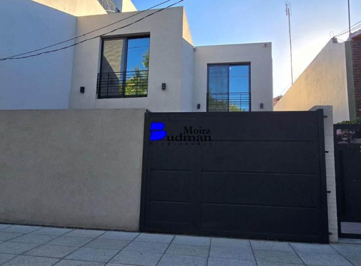 PH · 166m² · 6 Ambientes · 1 Cochera