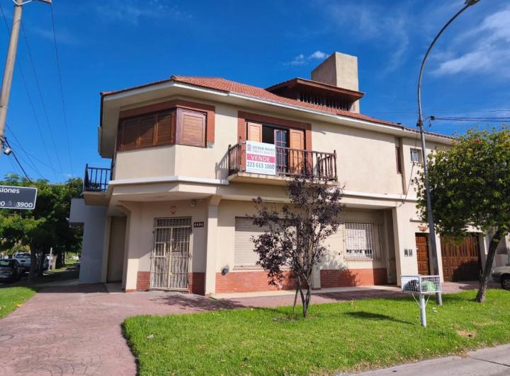 PH · 164m² · 6 Ambientes · 1 Cochera