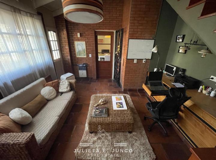 PH · 82m² · 4 Ambientes · 1 Cochera