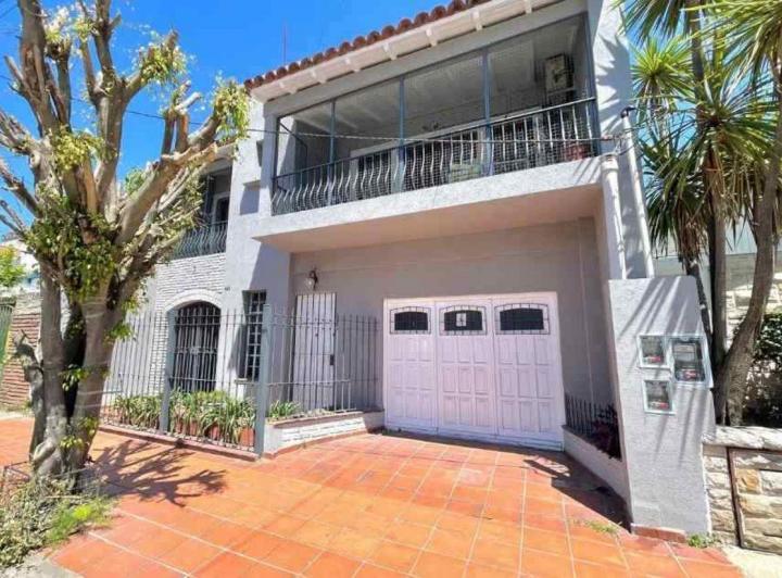 PH · 135m² · 4 Ambientes · 1 Cochera