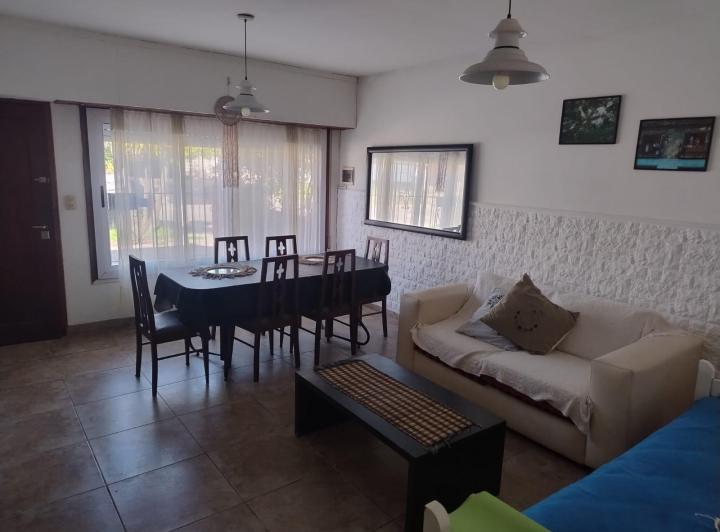 PH · 240m² · 5 Ambientes · 1 Cochera