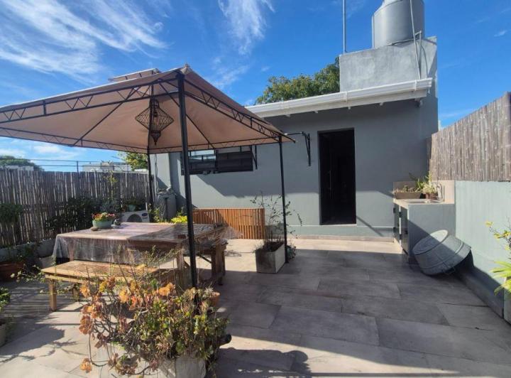 PH · 240m² · 5 Ambientes · 1 Cochera