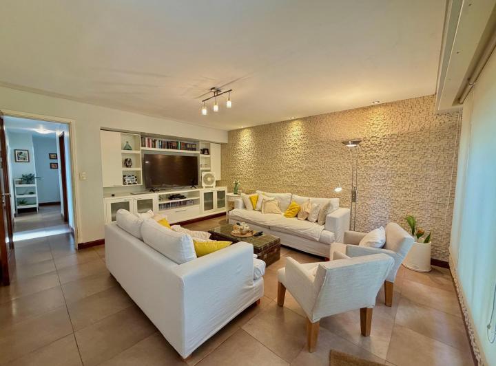 PH · 163m² · 4 Ambientes · 1 Cochera