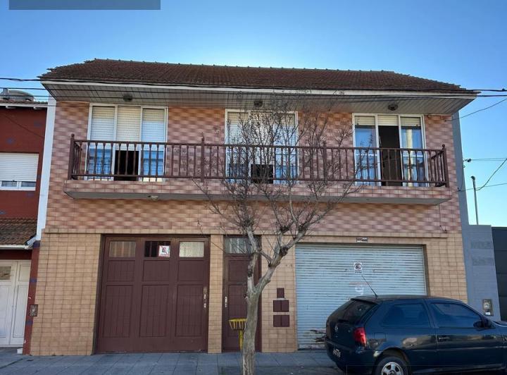 PH · 236m² · 6 Ambientes · 3 Cocheras
