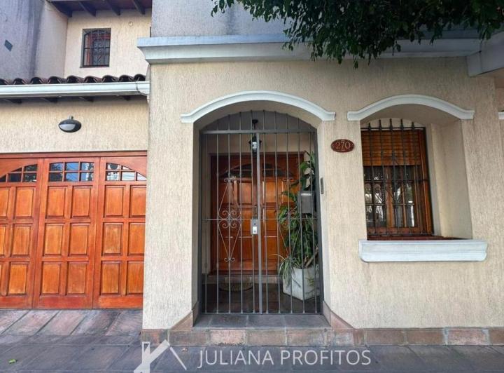 PH · 270m² · 5 Ambientes · 1 Cochera