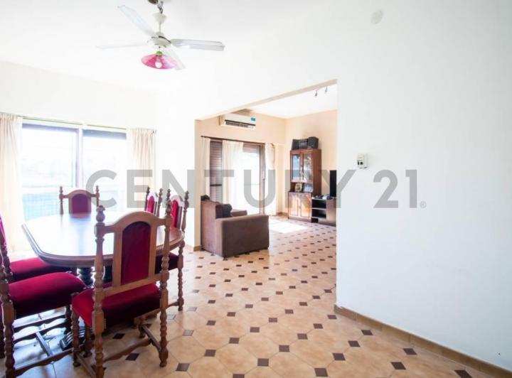 PH · 170m² · 4 Ambientes · 1 Cochera