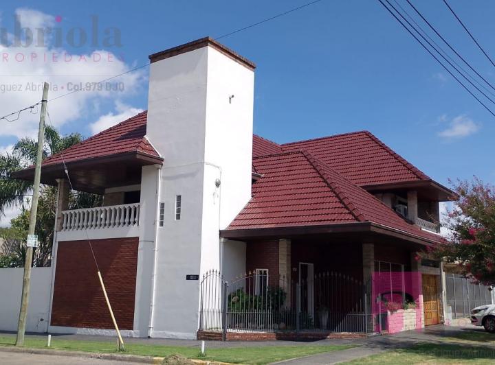 PH · 179m² · 4 Ambientes · 2 Cocheras
