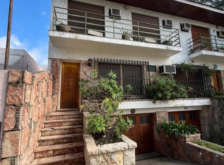 PH · 130m² · 4 Ambientes · 2 Cocheras