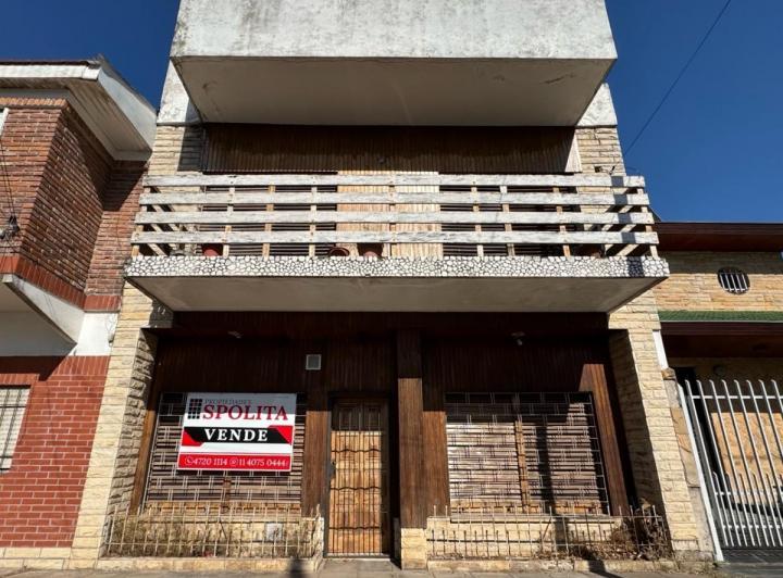 PH · 401m² · 4 Ambientes · 1 Cochera