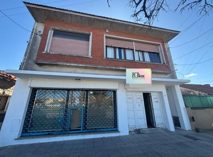 PH · 263m² · 6 Ambientes · 1 Cochera