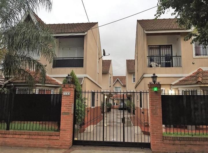 PH · 80m² · 4 Ambientes · 1 Cochera