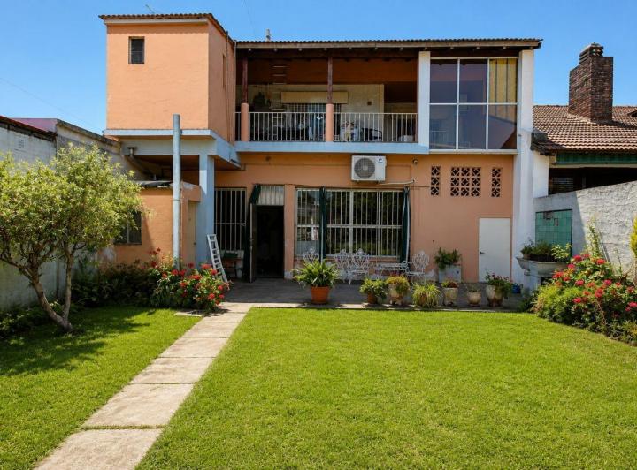 PH · 122m² · 4 Ambientes · 1 Cochera