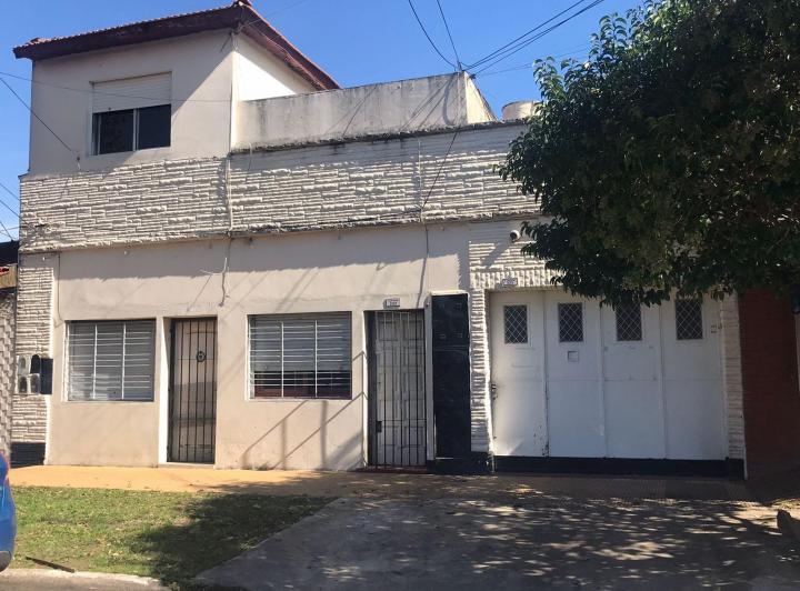 PH · 184m² · 9 Ambientes · 5 Cocheras
