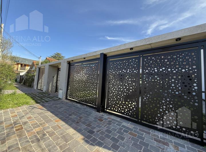 PH · 150m² · 4 Ambientes · 2 Cocheras