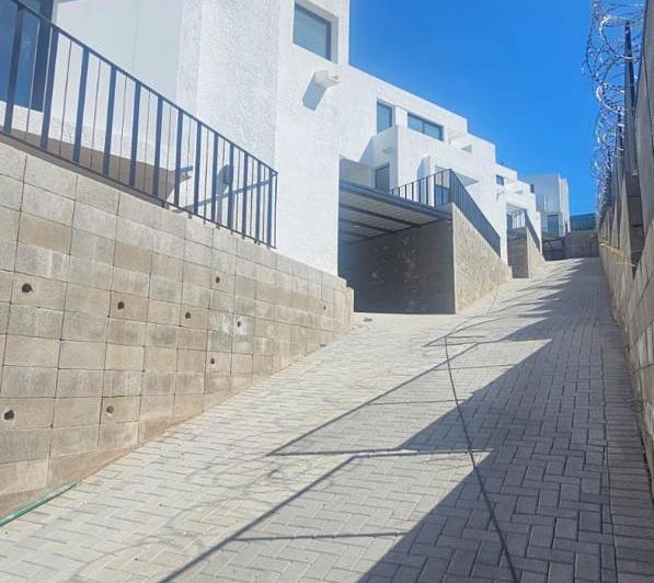 PH · 167m² · 7 Ambientes · 1 Cochera