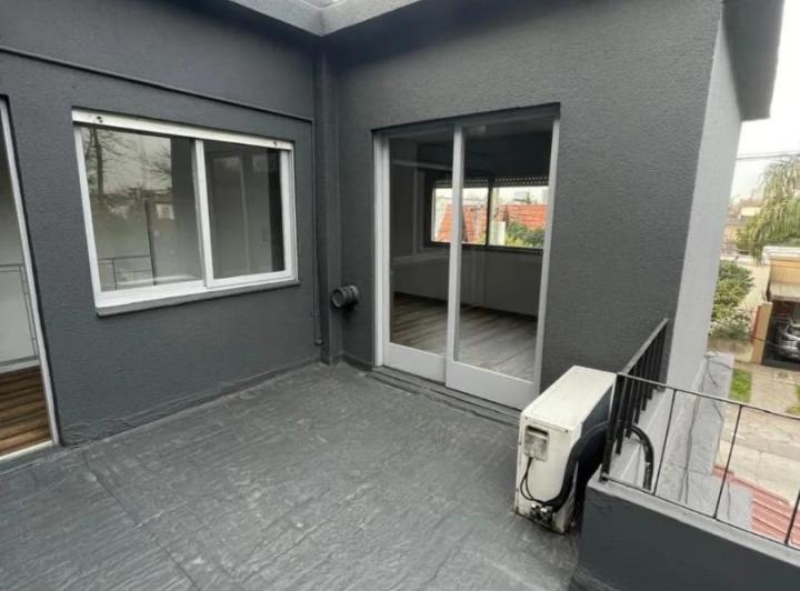 PH · 80m² · 4 Ambientes · 1 Cochera