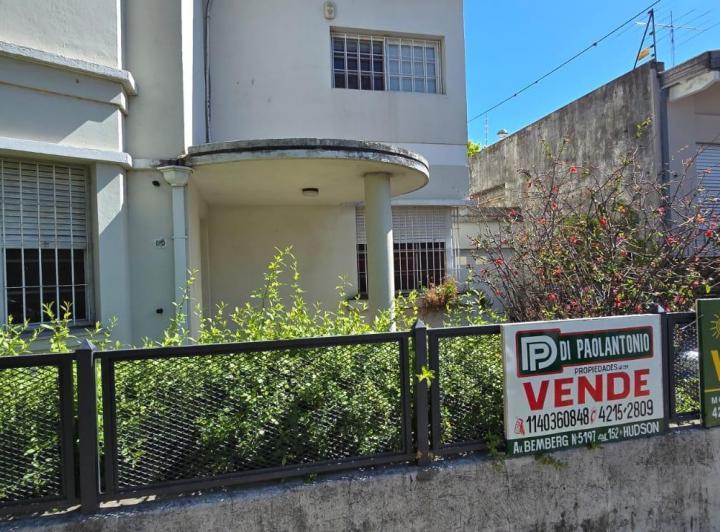 PH · 340m² · 4 Ambientes · 1 Cochera