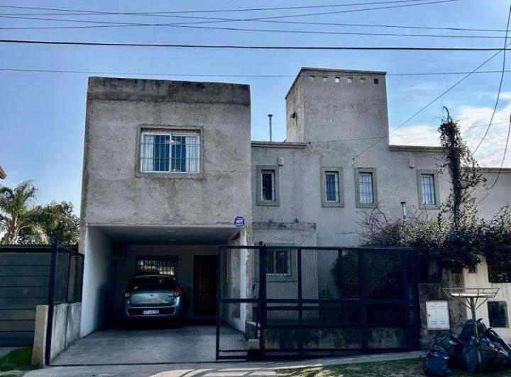 PH · 330m² · 5 Ambientes · 1 Cochera