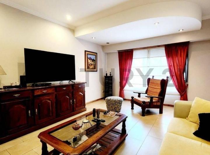 PH · 130m² · 5 Ambientes · 2 Cocheras