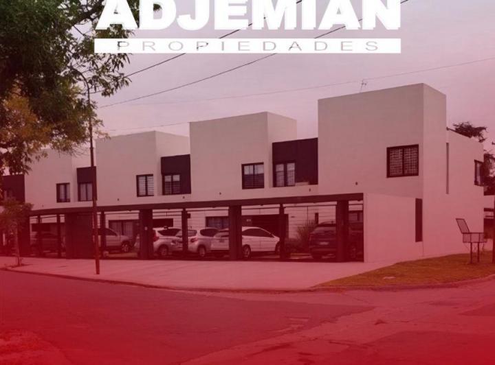 PH · 100m² · 4 Ambientes · 1 Cochera