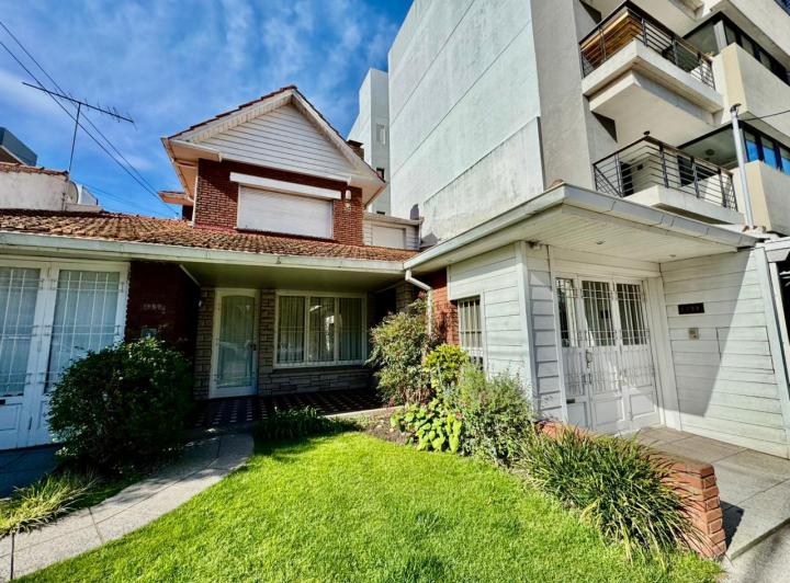 PH · 140m² · 4 Ambientes · 1 Cochera