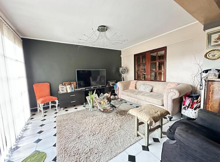 PH · 170m² · 4 Ambientes · 1 Cochera