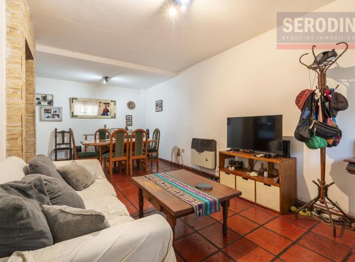 PH · 157m² · 4 Ambientes · 1 Cochera