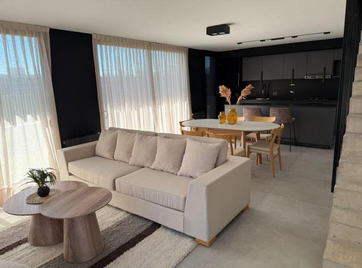 PH · 160m² · 3 Dormitorios · 2 Cocheras