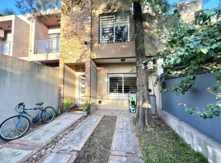 PH · 101m² · 4 Ambientes · 1 Cochera