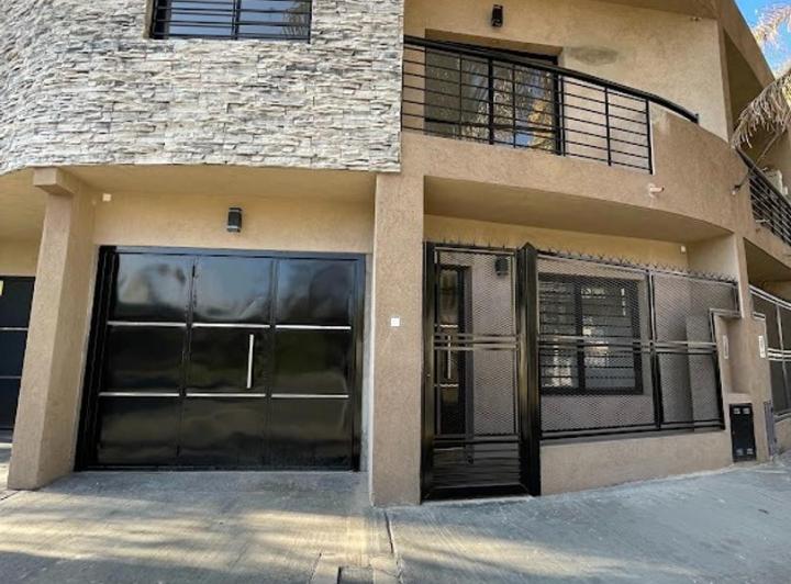 PH · 104m² · 4 Ambientes · 1 Cochera