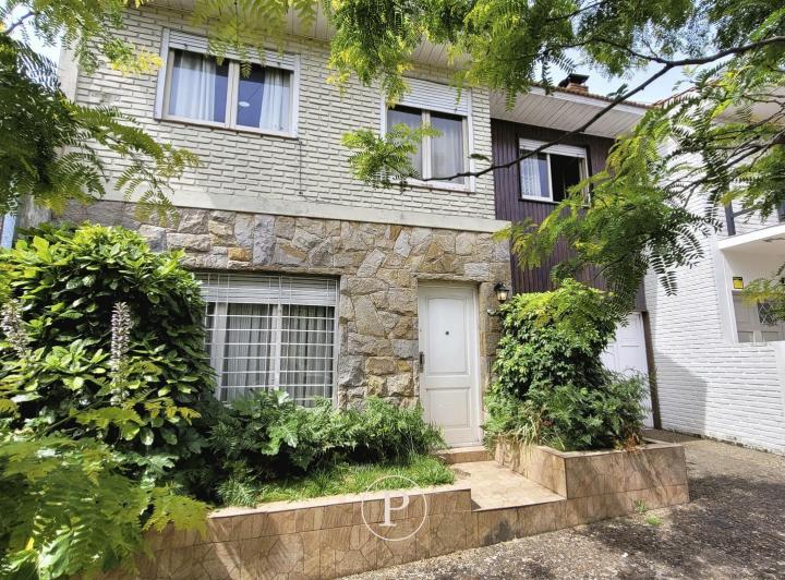 PH · 134m² · 6 Ambientes · 1 Cochera