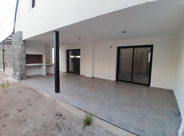 PH · 1m² · 4 Ambientes · 1 Cochera