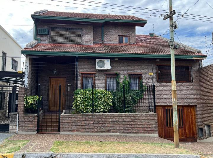 PH · 174m² · 4 Ambientes · 1 Cochera