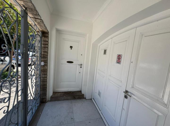 PH · 160m² · 5 Ambientes · 1 Cochera