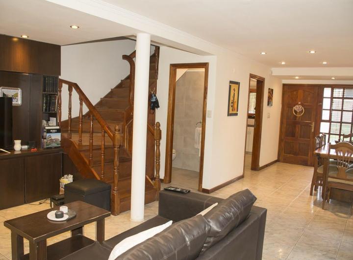PH · 230m² · 4 Ambientes · 2 Cocheras