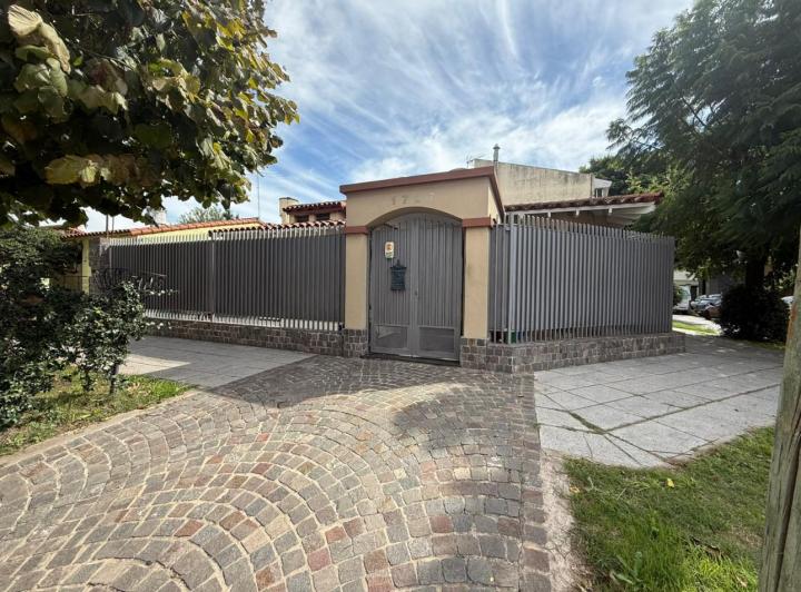 PH · 120m² · 4 Ambientes · 1 Cochera