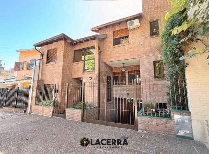 PH · 146m² · 4 Ambientes · 2 Cocheras