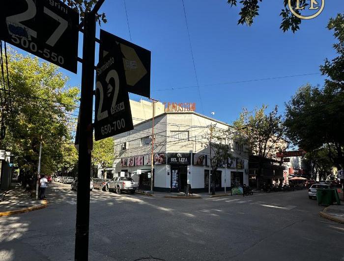 PH · 373m² · 7 Ambientes