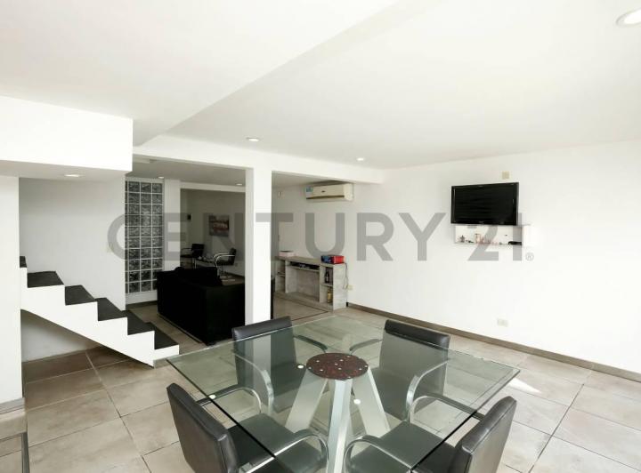 PH · 145m² · 4 Ambientes · 1 Cochera