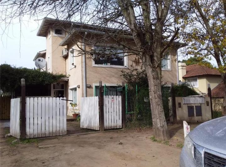 PH · 110ha · 4 Ambientes · 2 Cocheras