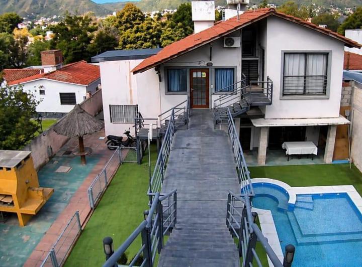 PH · 490m² · 23 Ambientes · 6 Cocheras