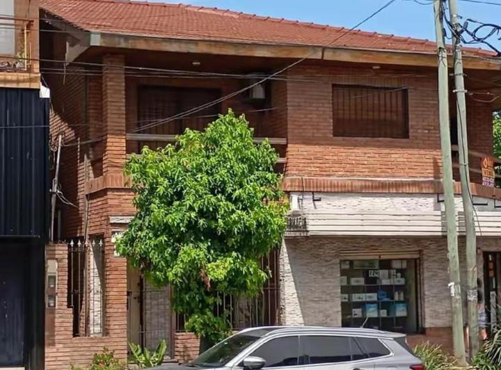 PH · 165m² · 5 Ambientes · 2 Cocheras