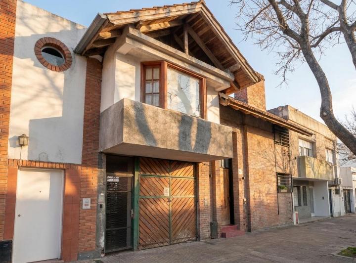PH · 140m² · 5 Ambientes · 1 Cochera
